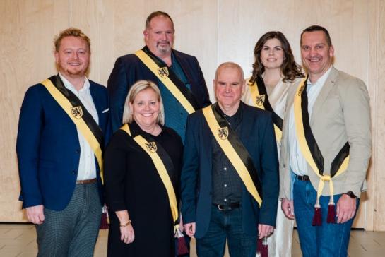 Groepsfoto van het college van burgemeester en schepenen